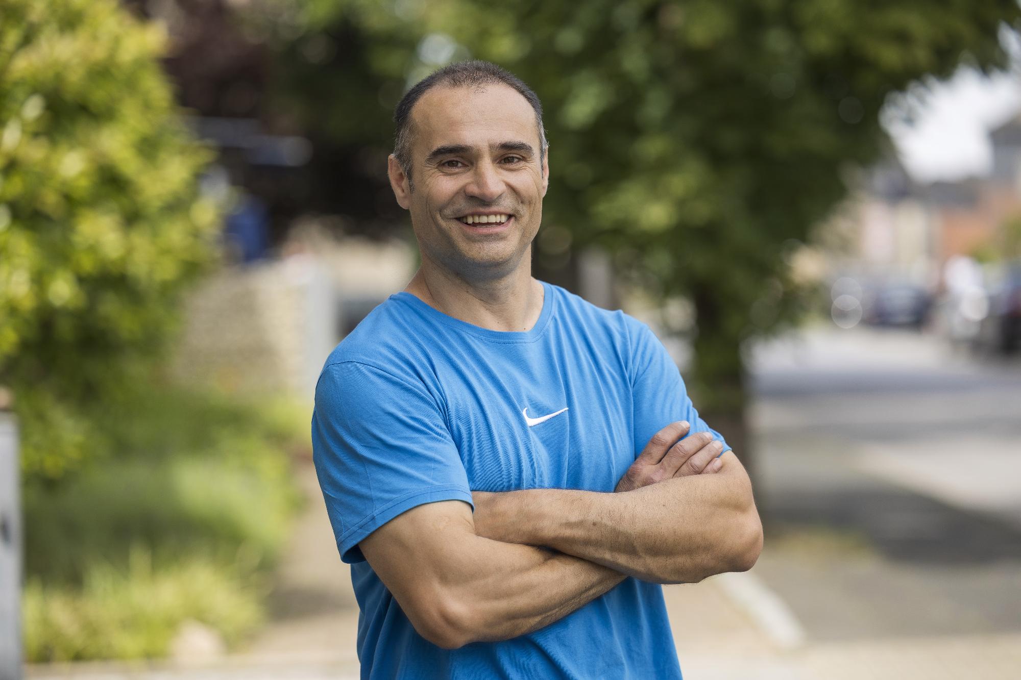 Blautransport24 Umzug, Möbellift mieten in Herne - Professioneller Möbeltransport - Transportunternehmen -Geschäftsführer Mehmet Ilker Serbest auf dem Bild