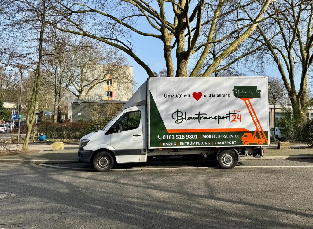 Umzug in Herne und Umgebung - Ihr Umzugsunternehmen mit Möbellift - Umzugswagen